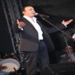 صابر الرباعي ... عند هياكل بعلبك وجدت طريقا جديدا ، وشكرا لبنان ,..